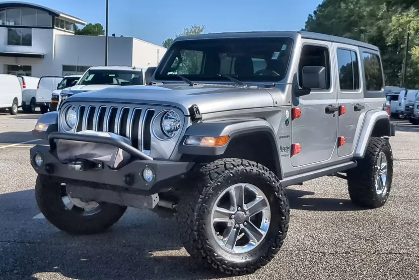 2019 Jeep Wrangler Unlimited Sahara photo 1