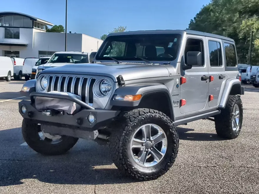 2019 Jeep Wrangler Unlimited Sahara photo 1