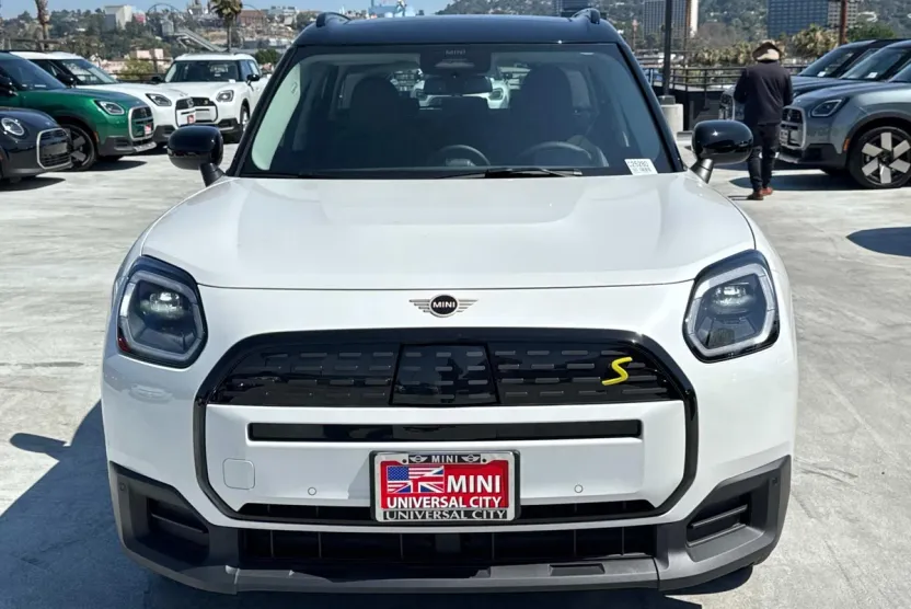 2025 Mini Countryman SE photo 1