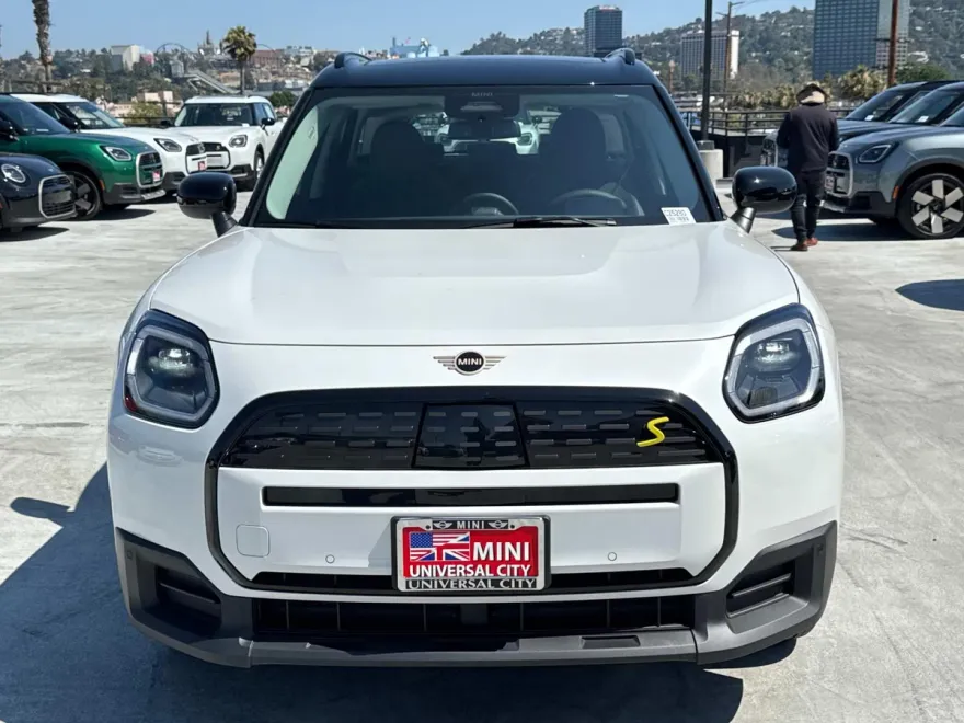 2025 Mini Countryman SE photo 1