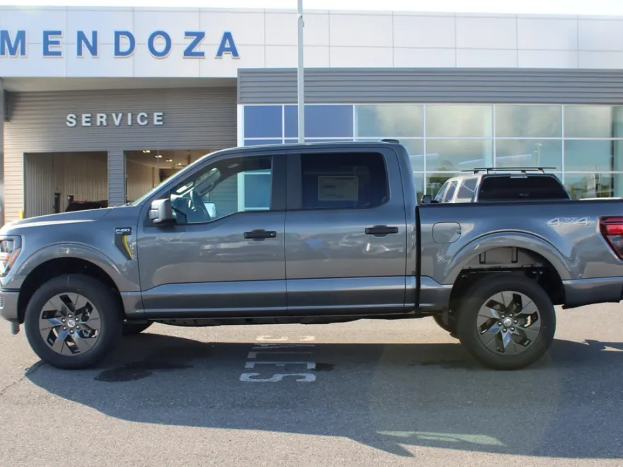 2025 Ford F-150 STX photo 1