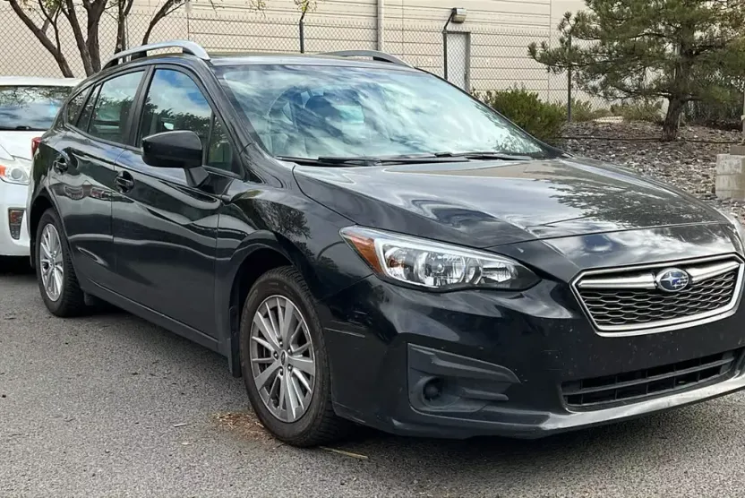 2018 Subaru Impreza 2.0i Premium photo 1