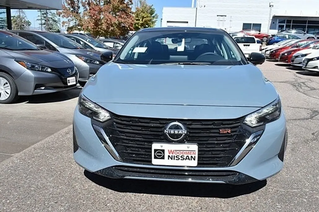 2025 Nissan Sentra SR photo 1