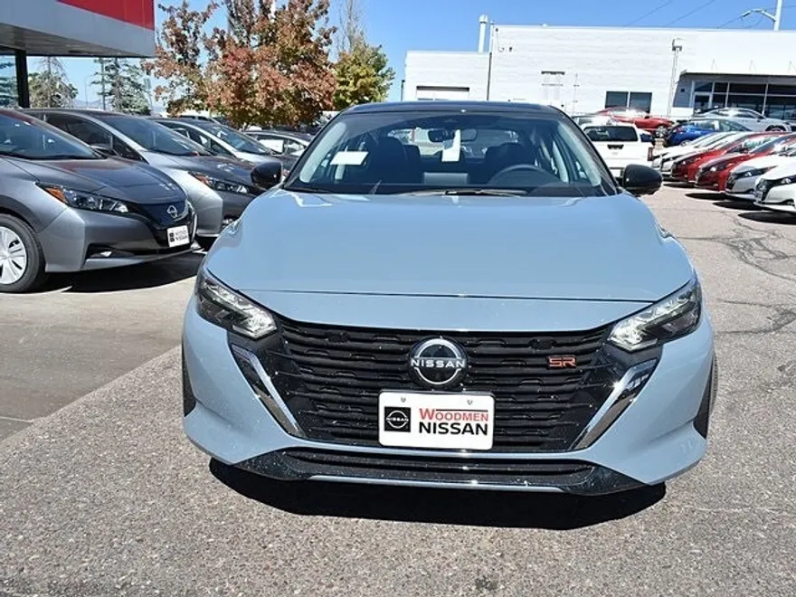 2025 Nissan Sentra SR photo 1