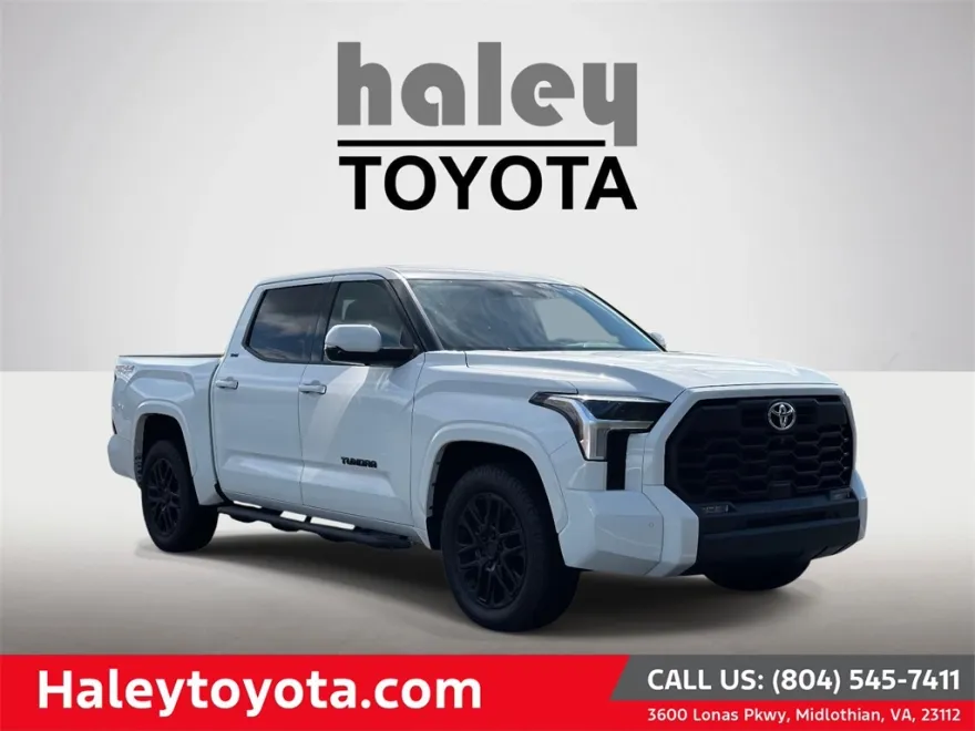 2023 Toyota Tundra SR5 CrewMax photo 1