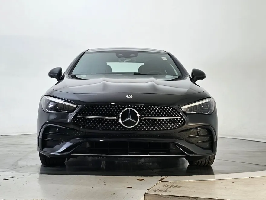 2024 Mercedes Benz CLE 300 4MATIC Coupe photo 1