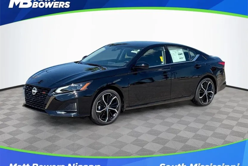 2025 Nissan Altima SR photo 1