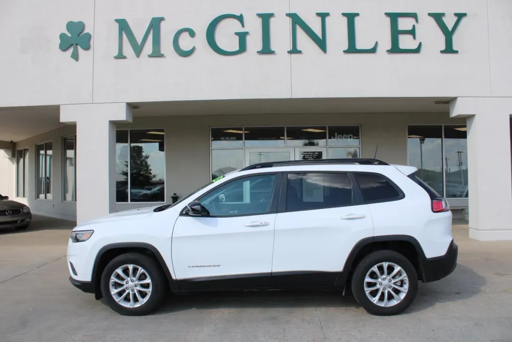 2022 Jeep Cherokee Latitude Lux photo 1