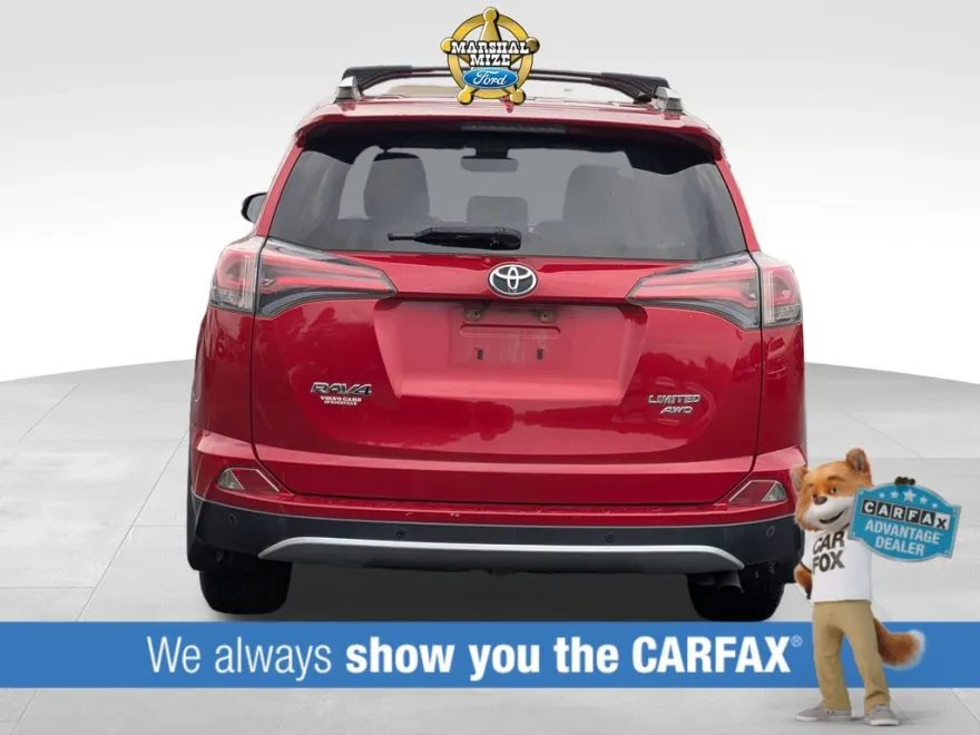 2016 Toyota RAV4 Limited photo 1