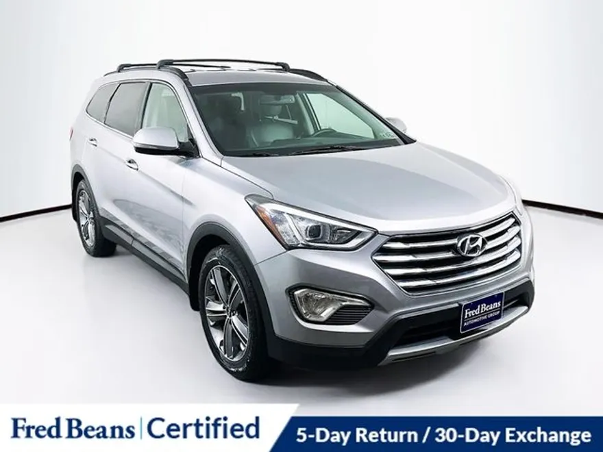 2016 Hyundai Santa Fe SE photo 1
