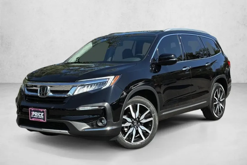 2022 Honda Pilot Touring photo 1