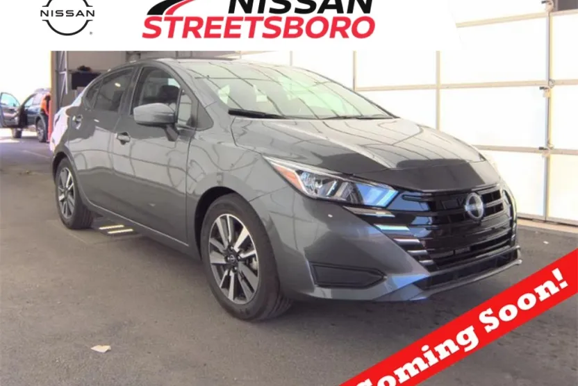 2024 Nissan Versa 1.6 SV photo 1