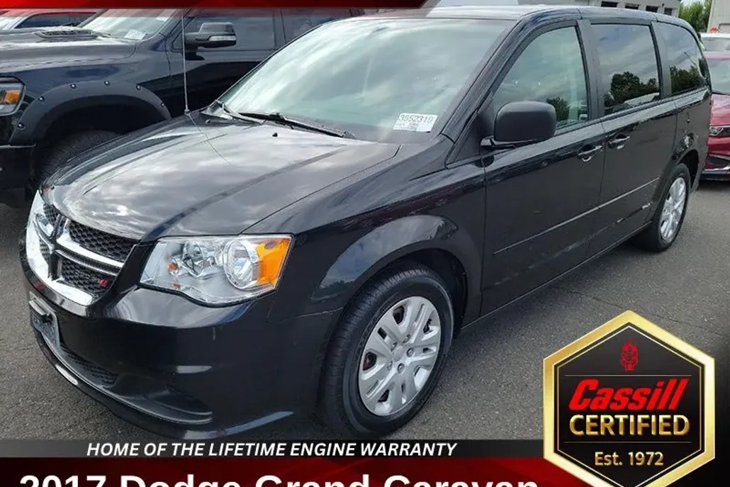 2017 Dodge Grand Caravan SE photo 1