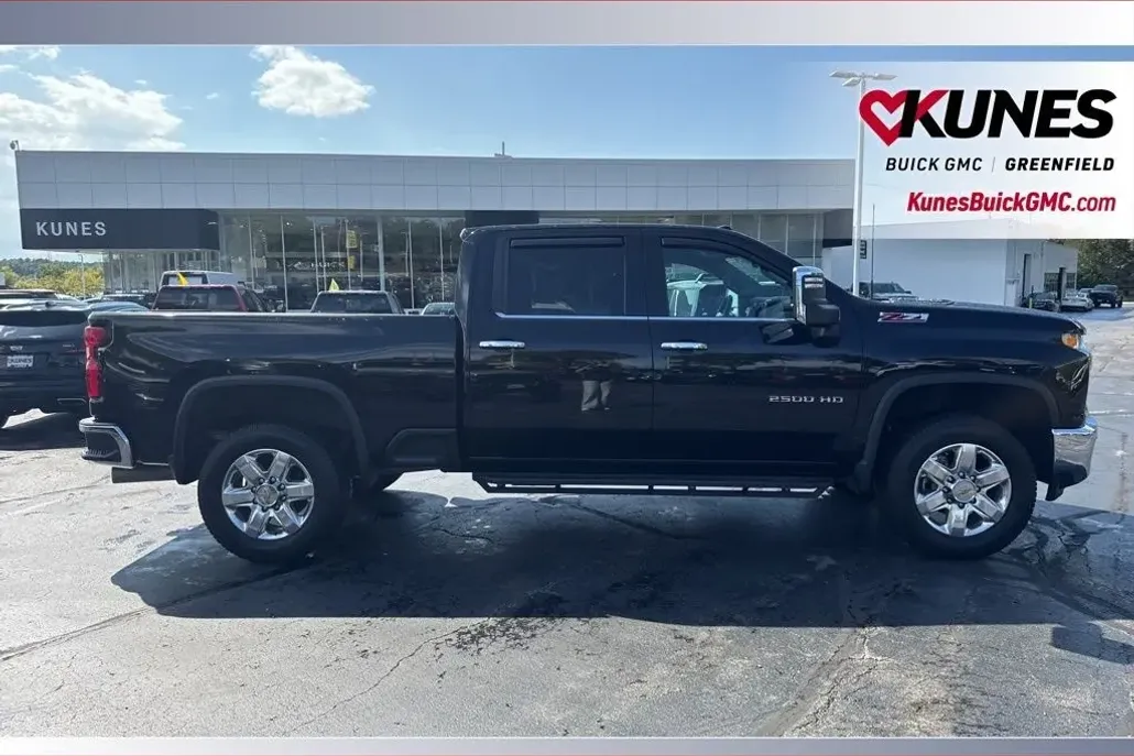 2021 Chevrolet Silverado 2500HD LTZ photo 1