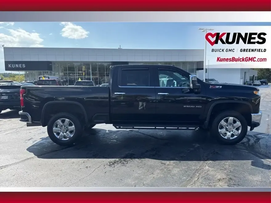 2021 Chevrolet Silverado 2500HD LTZ photo 1