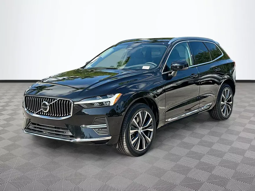 2022 Volvo XC60 Recharge Hybrid Inscription Expression photo 1