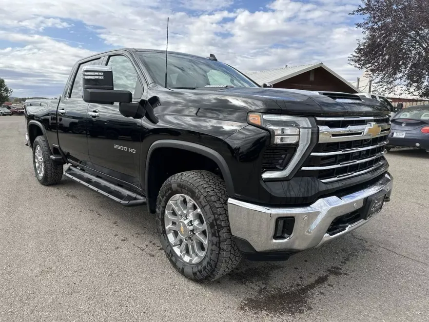 2024 Chevrolet Silverado 2500HD LTZ photo 1