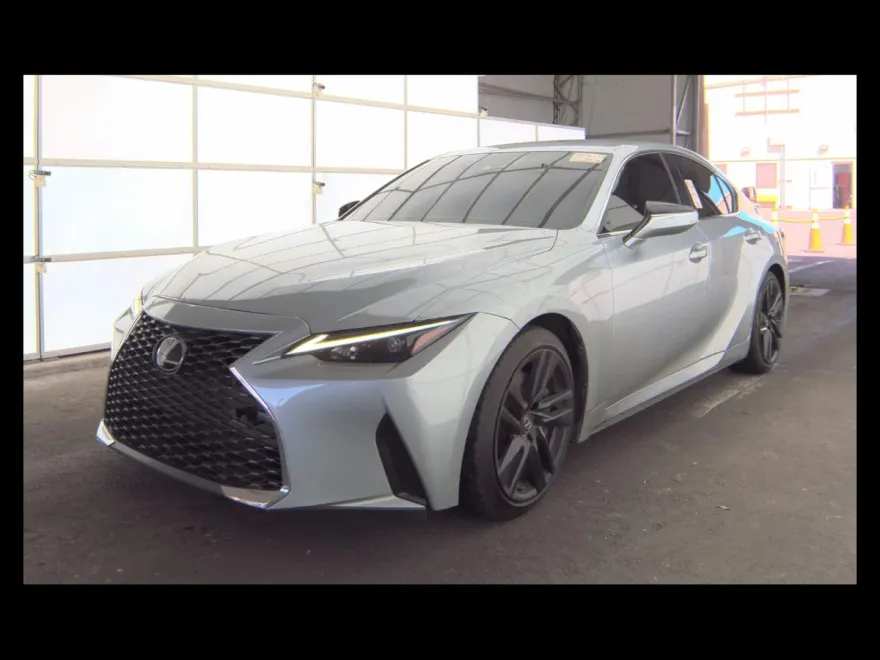 2021 Lexus IS 300 photo 1