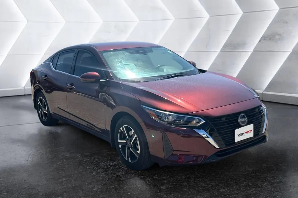 2025 Nissan Sentra SV photo 1