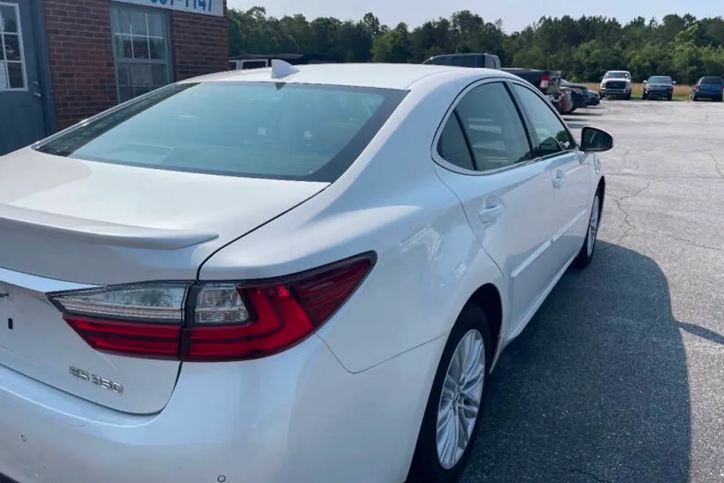 2017 Lexus ES 350 photo 1