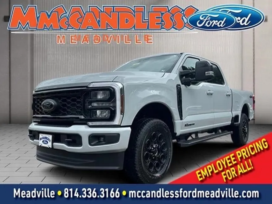 2025 Ford F-350 Lariat photo 1