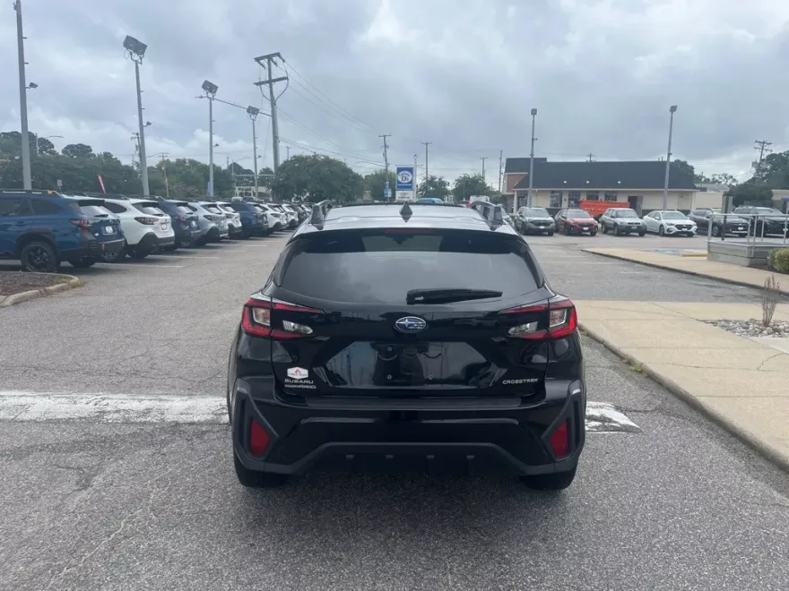 2024 Subaru Crosstrek Limited photo 1
