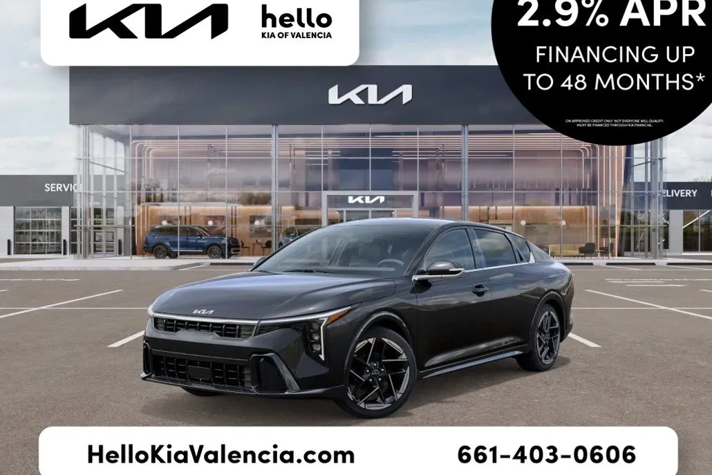 2025 Kia K4 GT-Line photo 1