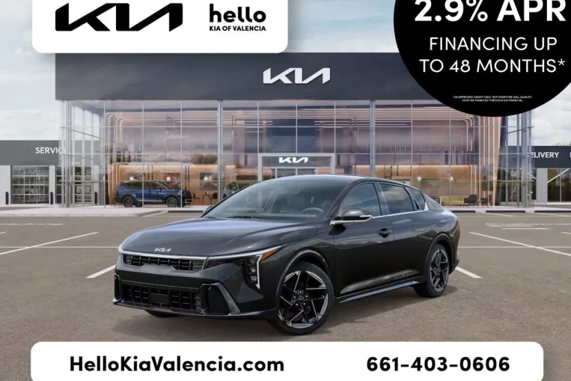 2025 Kia K4 GT-Line photo 1