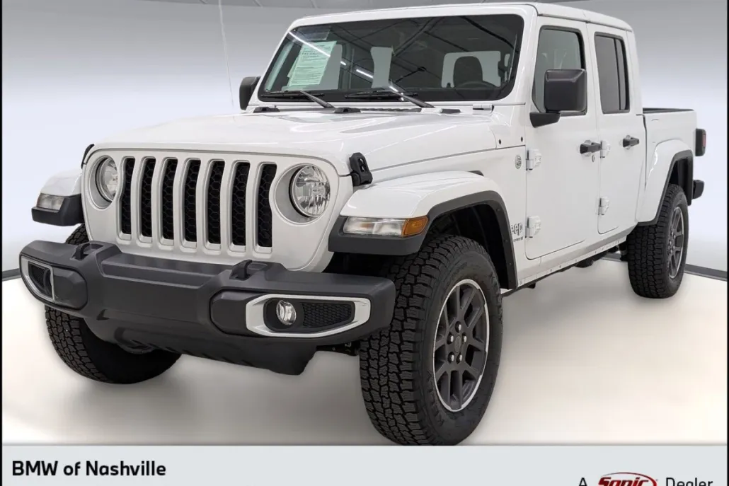 2023 Jeep Gladiator Overland photo 1