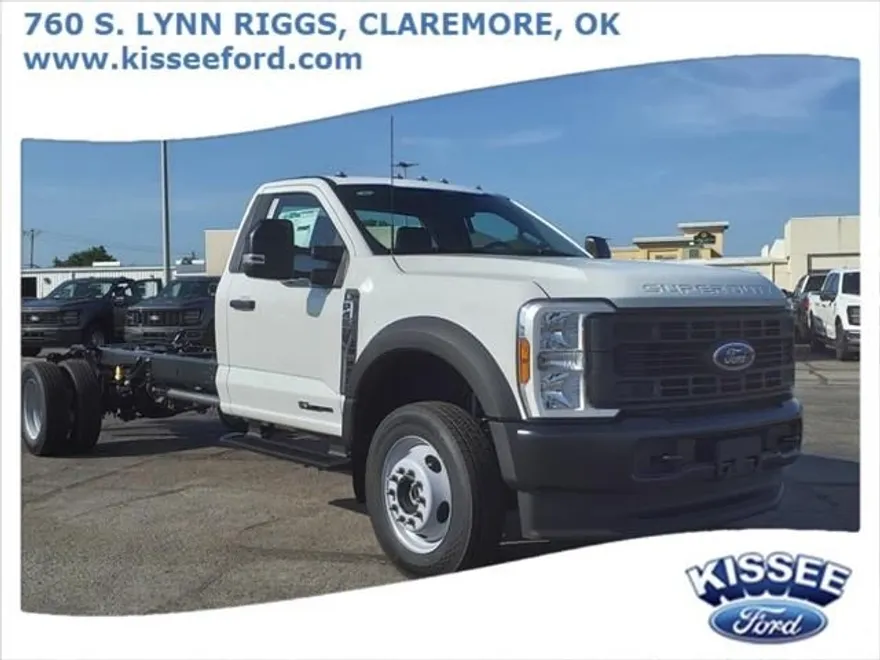 2024 Ford F-450 photo 1