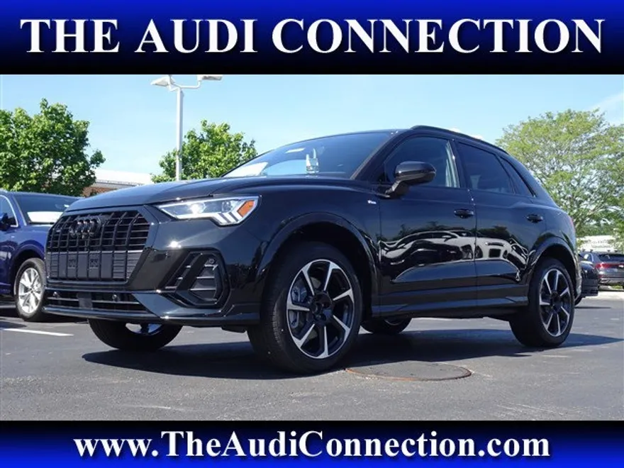 2025 Audi Q3 S line Premium Plus photo 1