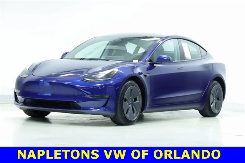 2023 Tesla Model 3 photo 1