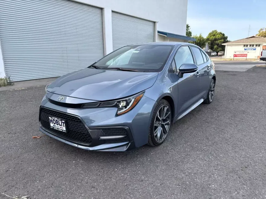 2021 Toyota Corolla SE photo 1