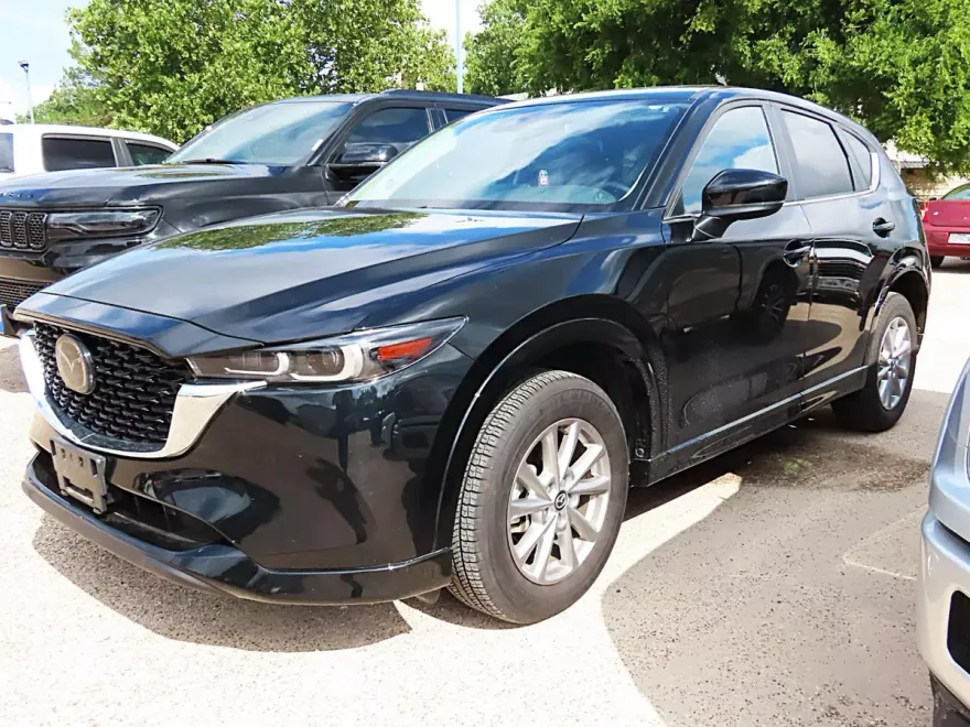 2024 Mazda CX-5 2.5 S Preferred photo 1