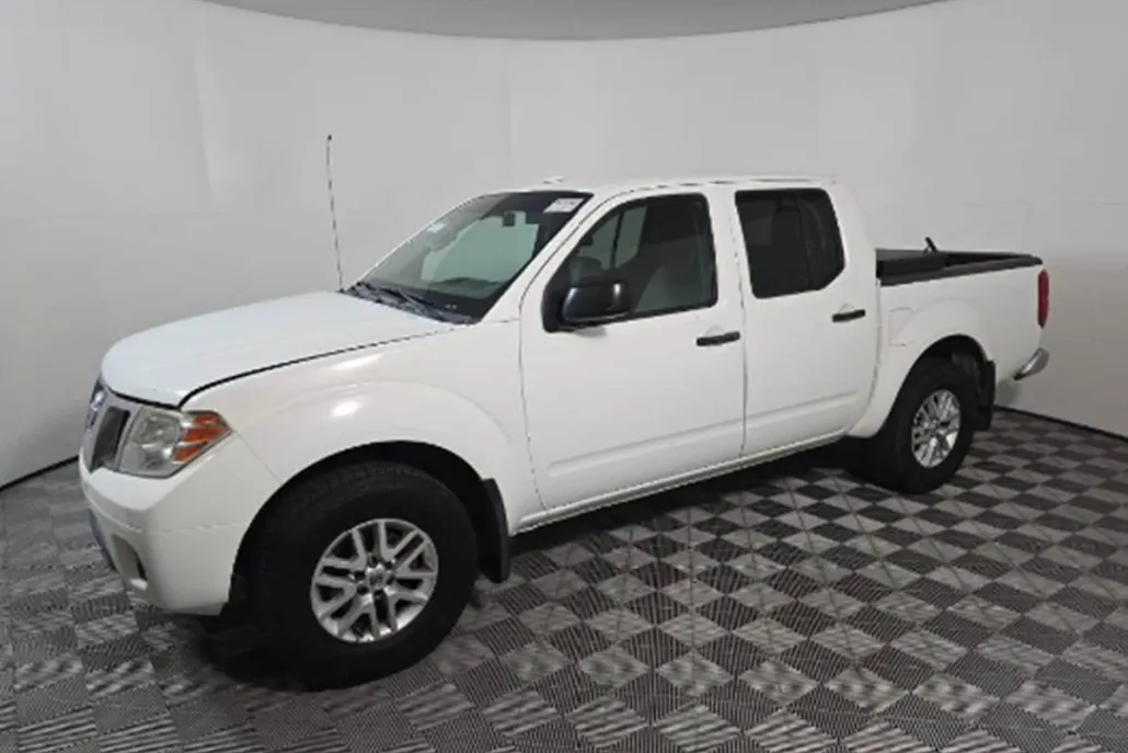 2018 Nissan Frontier SV photo 1