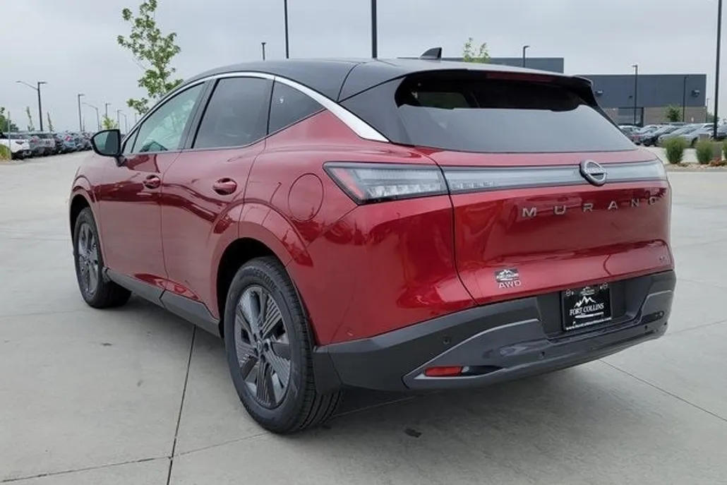 2025 Nissan Murano SL photo 1