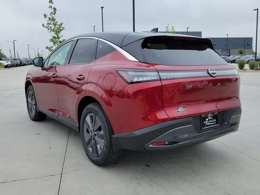 2025 Nissan Murano SL photo 1