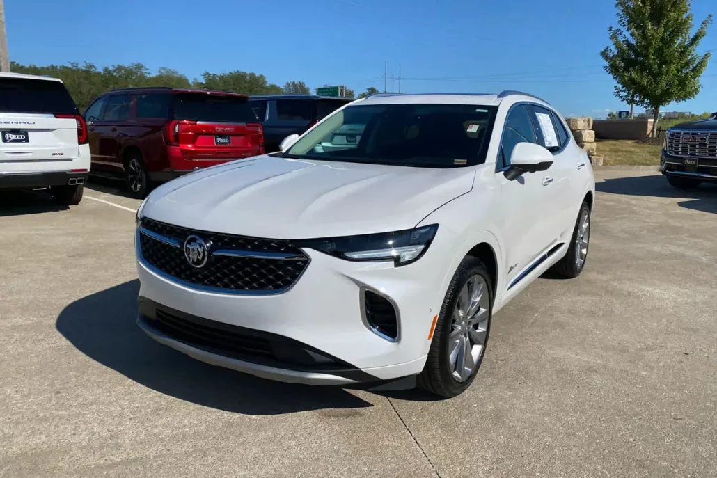 2023 Buick Envision Avenir photo 1