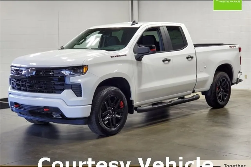 2025 Chevrolet Silverado 1500 RST photo 1