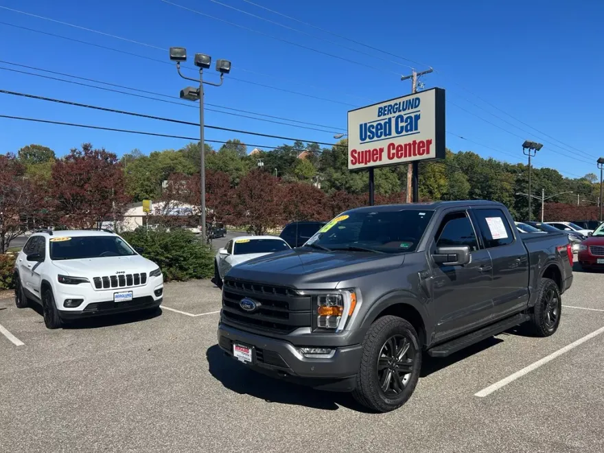 2022 Ford F-150 Lariat photo 1