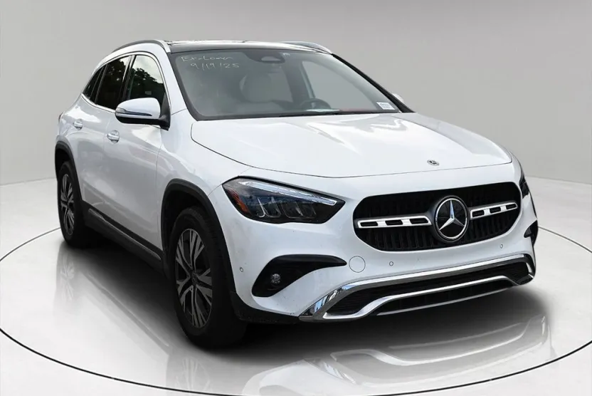 2025 Mercedes Benz GLA 250 photo 1
