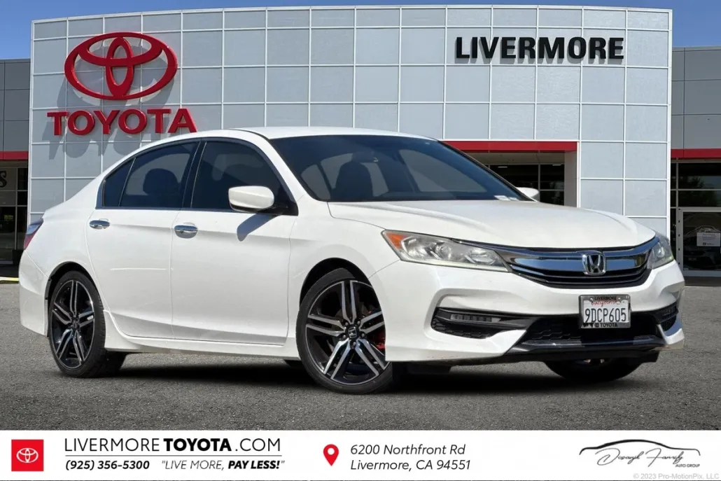 2016 Honda Accord Sport photo 1