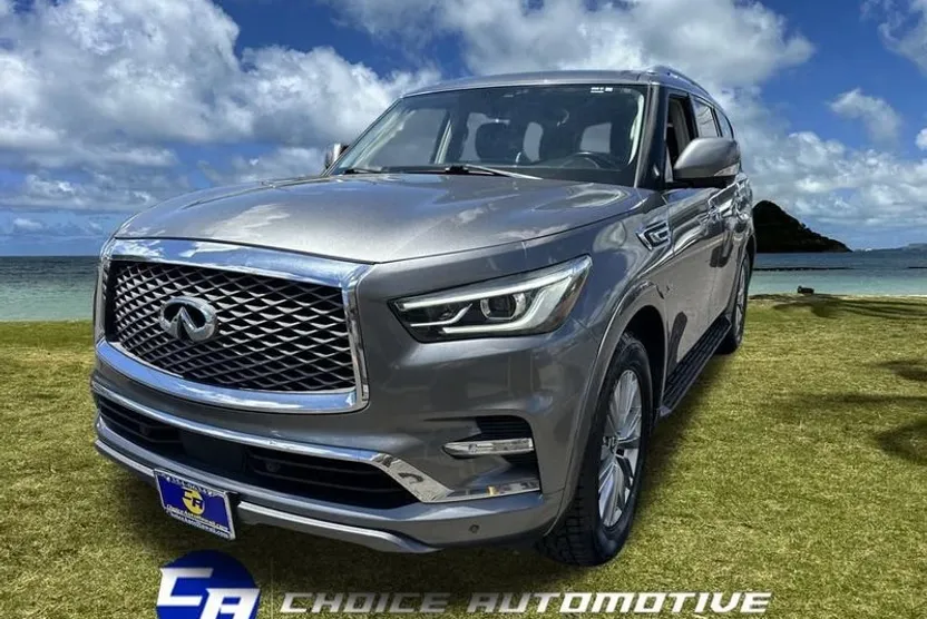 2020 Infiniti QX80 Luxe photo 1