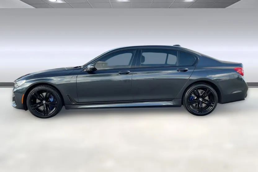 2019 Bmw 750i Sedan photo 1