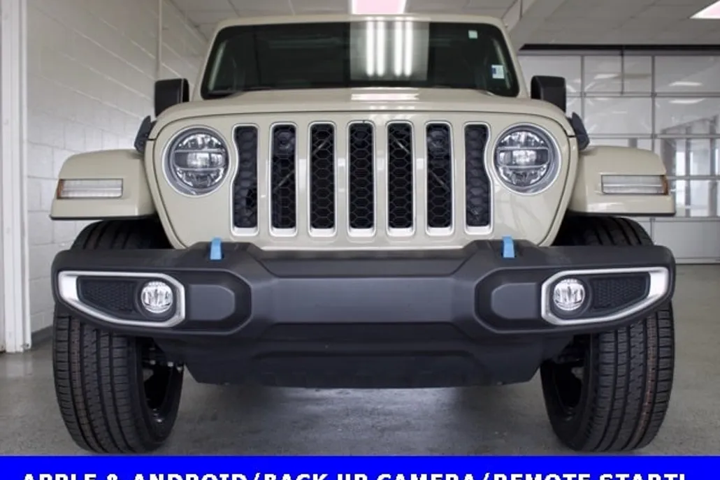 2022 Jeep Wrangler Unlimited Sahara 4xe photo 1