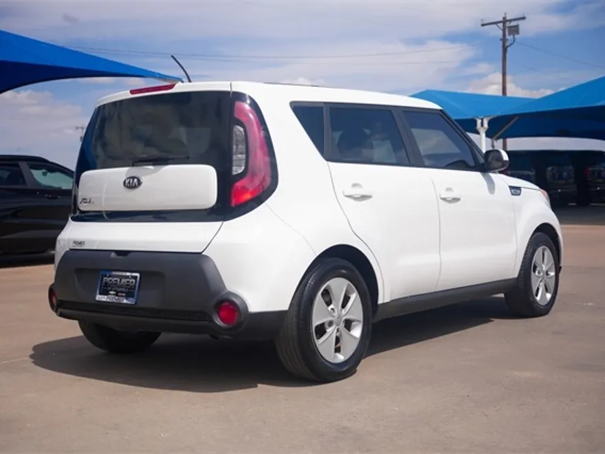 2016 Kia Soul Base photo 1