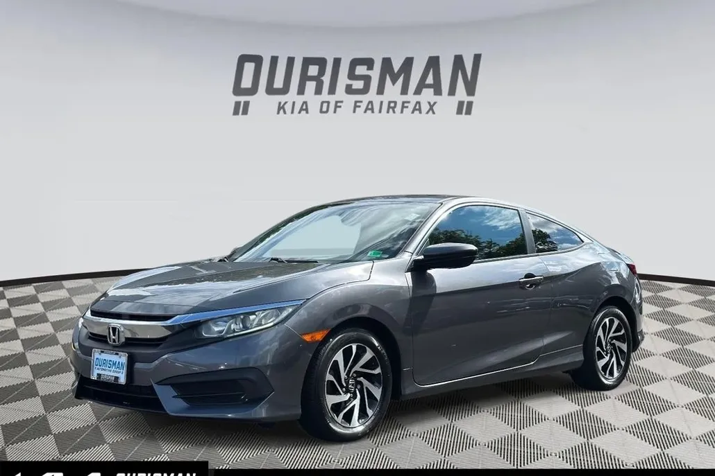 2016 Honda Civic photo 1