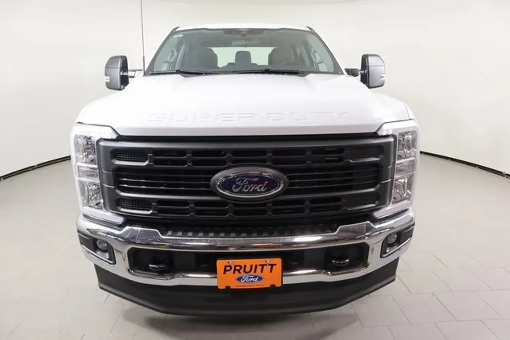 2026 Ford F-250 XL photo 1