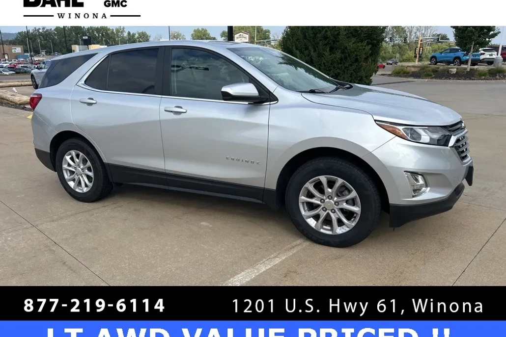 2021 Chevrolet Equinox LT photo 1