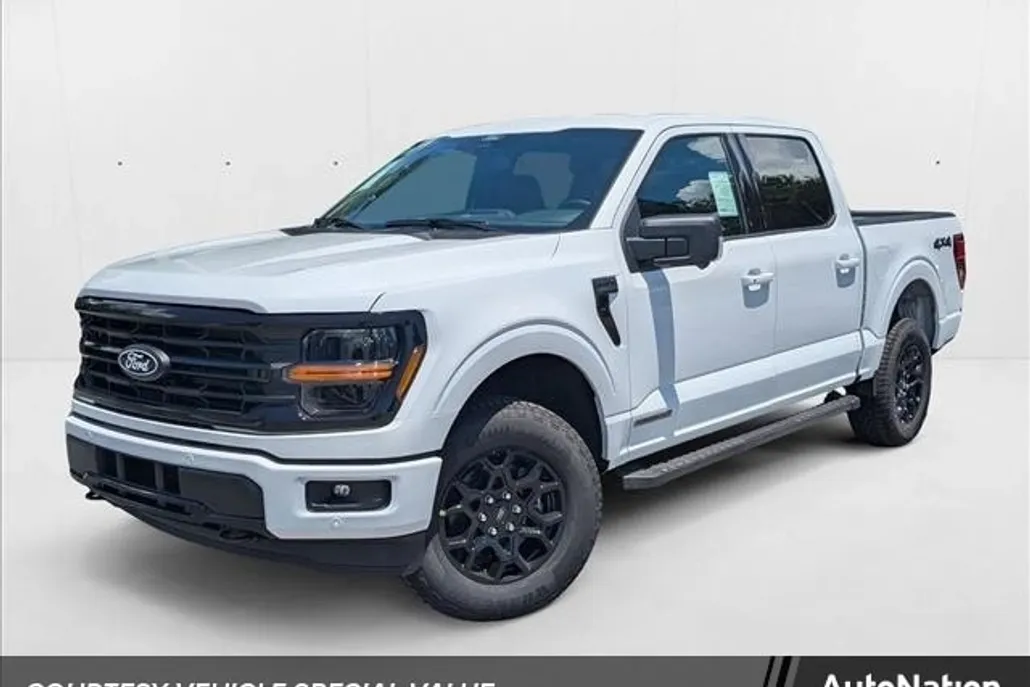 2025 Ford F-150 XLT photo 1